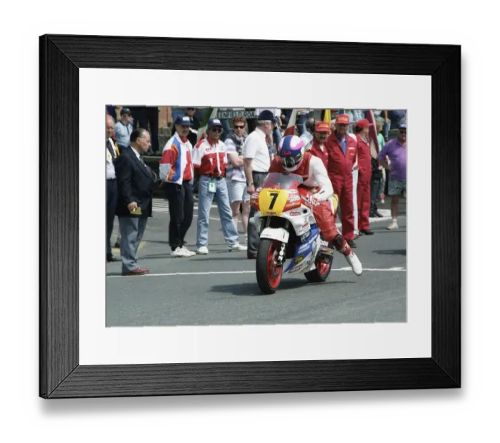 Framed Print : Nick Jefferies (Honda) 1992 Supersport 600 TT Framed Print : Nick Jefferies (Honda) 1992 Supersport 600 TT