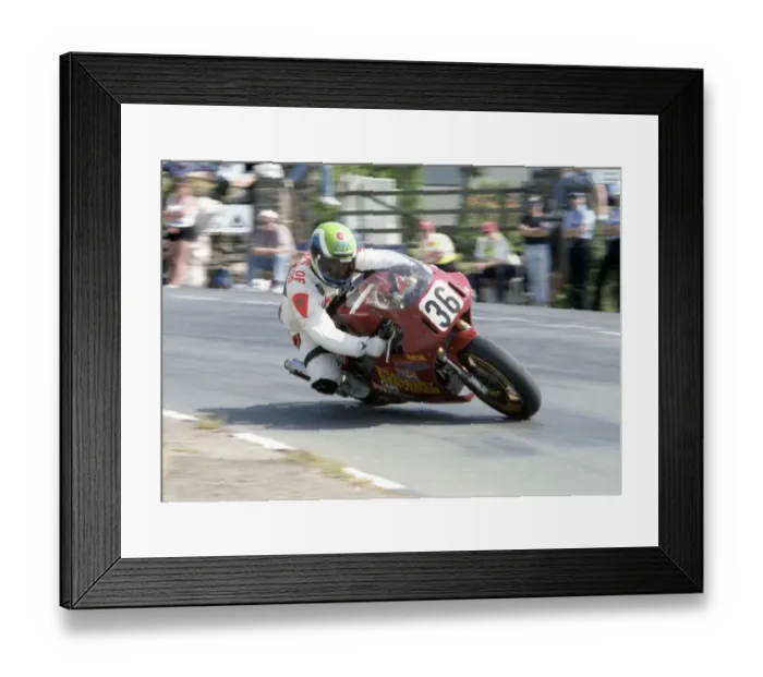 Framed Print : Jim Hodson (Ducati) 1992 Senior TT Framed Print : Jim Hodson (Ducati) 1992 Senior TT