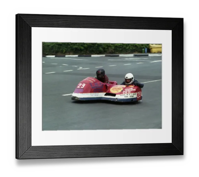 Framed Print : Dave Holden & Steve Burgess (Shelbourne Yamaha) 1994 Sidecar TT Framed Print : Dave Holden & Steve Burgess (Shelbourne Yamaha) 1994 Sidecar TT