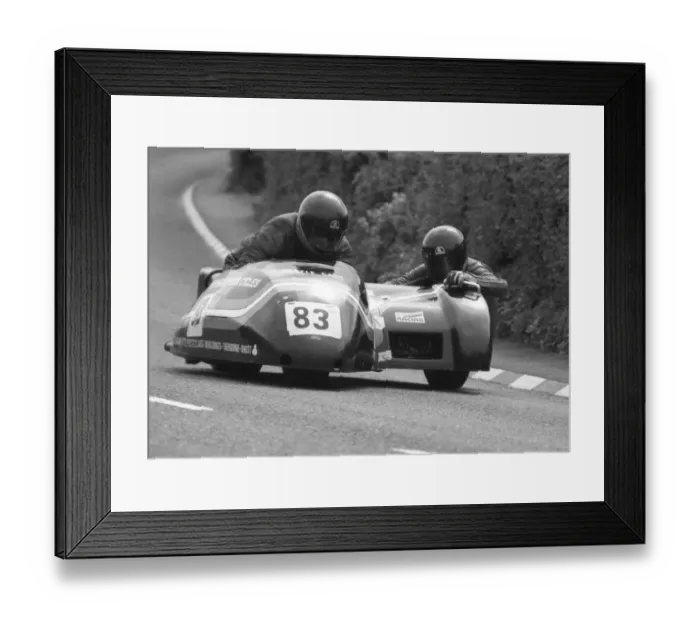 Framed Print : John Coles & Graham Mapletoft (Yamaha) 1986 Sidecar TT Framed Print : John Coles & Graham Mapletoft (Yamaha) 1986 Sidecar TT