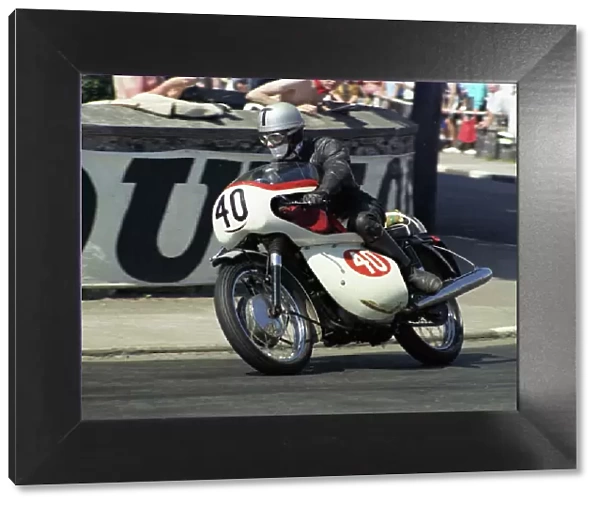 Tom Walker (Triumph) 1969 Production TT