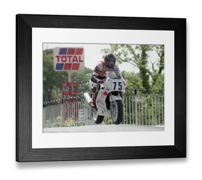 Framed Print : Klaus Eckert (Yamaha) 1994 Senior TT Framed Print : Klaus Eckert (Yamaha) 1994 Senior TT