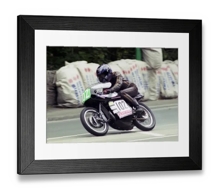 Framed Print : Mervyn Stratford (Greeves) 1999 Lightweight Classic Manx Grand Prix Framed Print : Mervyn Stratford (Greeves) 1999 Lightweight Classic Manx Grand Prix
