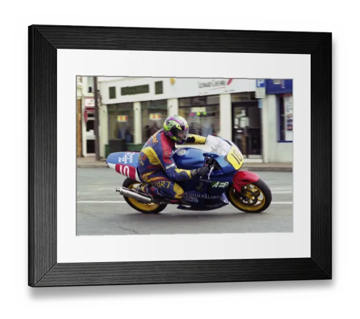 Framed Print : Stuart Robson (Honda) 1999 Newcomers Manx Grand Prix Framed Print : Stuart Robson (Honda) 1999 Newcomers Manx Grand Prix