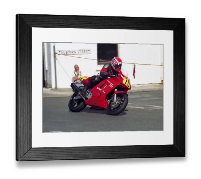 Framed Print : Rob Colvin (Honda) 2000 Senior Manx Grand Prix Framed Print : Rob Colvin (Honda) 2000 Senior Manx Grand Prix