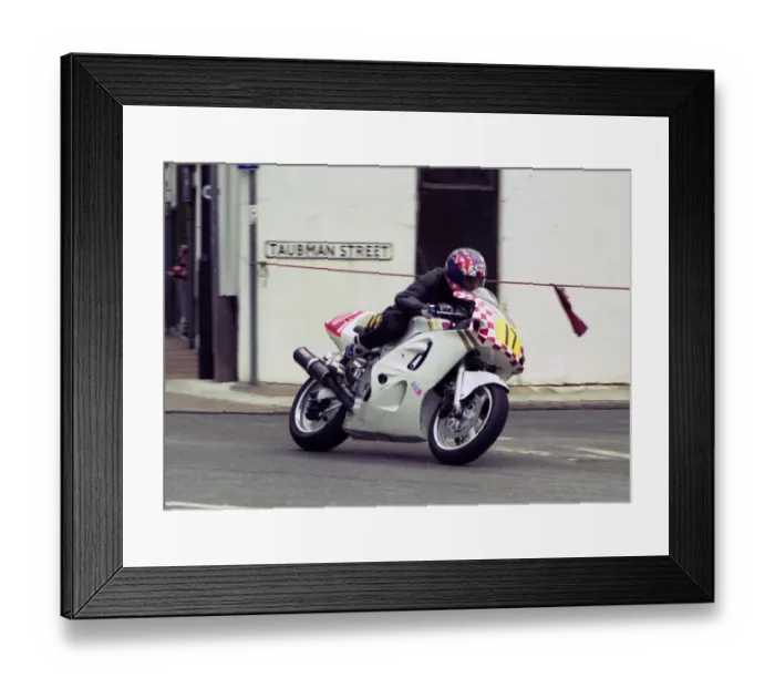 Framed Print : David Clack (Suzuki) 1999 Newcomers Manx Grand Prix Framed Print : David Clack (Suzuki) 1999 Newcomers Manx Grand Prix