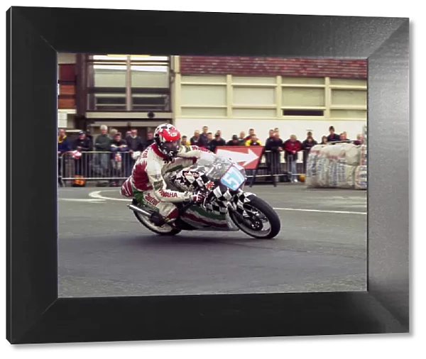 Steven Jones (Yamaha) 1999 Newcomers Manx Grand Prix