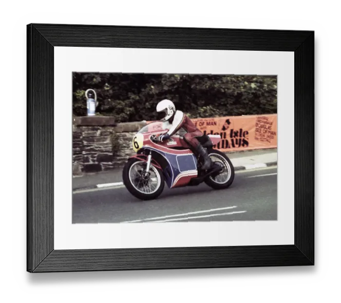 Framed Print : Mick Noblett (Yamaha) 1980 Senior Manx Grand Prix Framed Print : Mick Noblett (Yamaha) 1980 Senior Manx Grand Prix