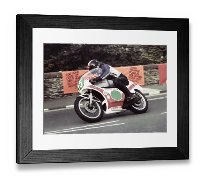 Framed Print : Will Collard (Yamaha) 1980 Lightweight Manx Grand Prix Framed Print : Will Collard (Yamaha) 1980 Lightweight Manx Grand Prix