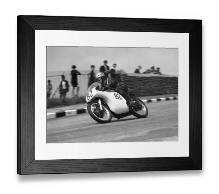 Framed Print : Patrick Manning (Norton) 1960 Senior TT Framed Print : Patrick Manning (Norton) 1960 Senior TT