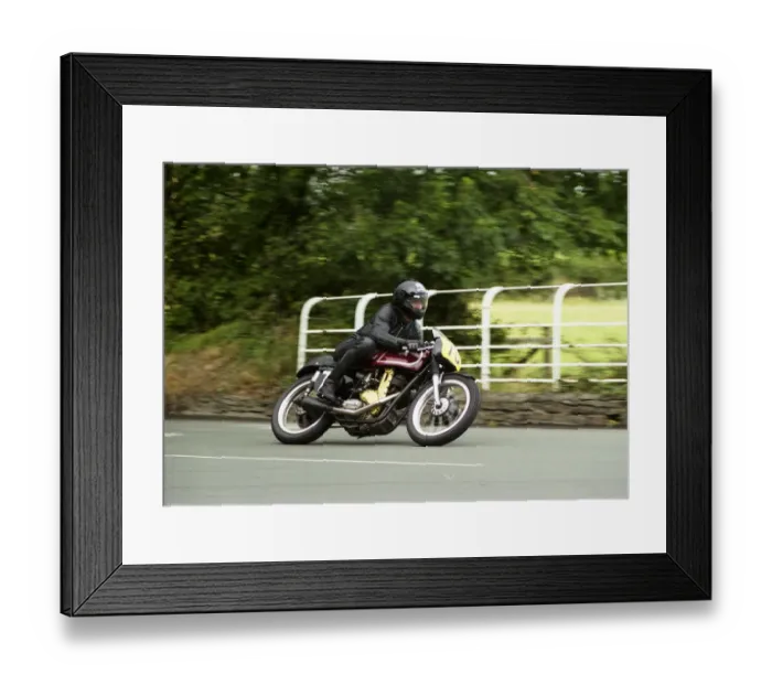 Framed Print : Bill Brooker (Matchless) 1999 Senior Classic Manx Grand Prix Framed Print : Bill Brooker (Matchless) 1999 Senior Classic Manx Grand Prix