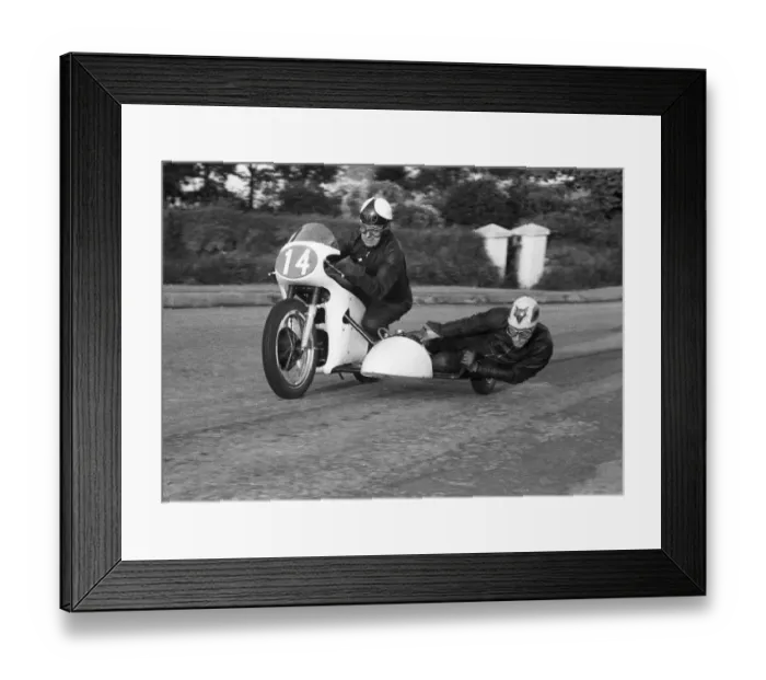 Framed Print : Ernie Walker & Jim Bollington (WRB Triumph) 1959 Sidecar TT Framed Print : Ernie Walker & Jim Bollington (WRB Triumph) 1959 Sidecar TT