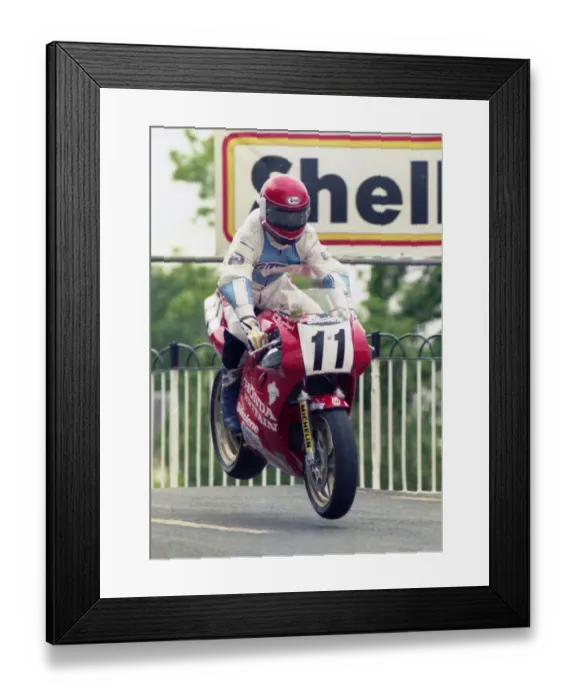 Framed Print : Graeme McGregor (Honda) 1990 Senior TT
