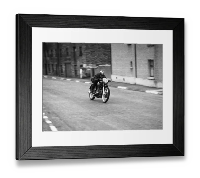 Framed Print : Reg Lee (AJS) 1950 Junior TT practice Framed Print : Reg Lee (AJS) 1950 Junior TT practice