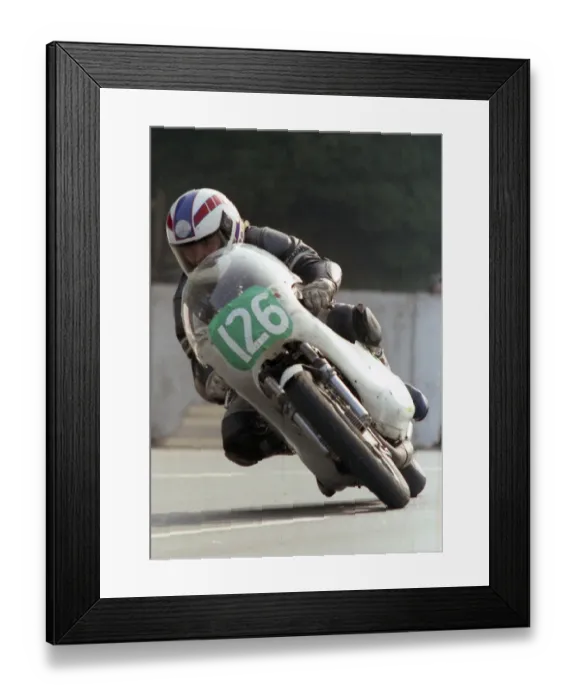 Framed Print : Peter Robertson (Suzuki) 1993 Lightweight Classic Manx Grand Prix
