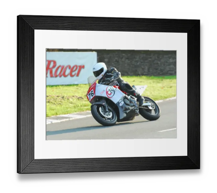 Framed Print : Shaun Anderson (Kawasaki) 2013 Formula Two Classic TT Framed Print : Shaun Anderson (Kawasaki) 2013 Formula Two Classic TT