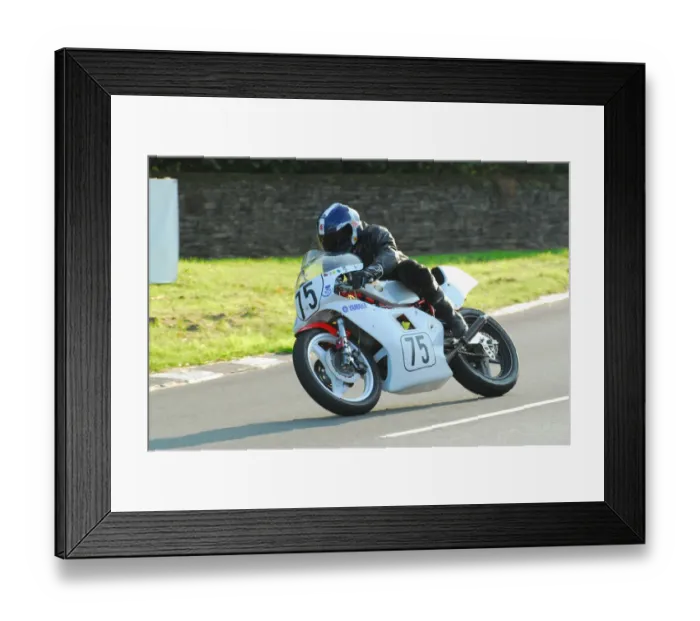 Framed Print : Ewan Hamilton (Yamaha) 2013 Formula Two Classic TT Framed Print : Ewan Hamilton (Yamaha) 2013 Formula Two Classic TT
