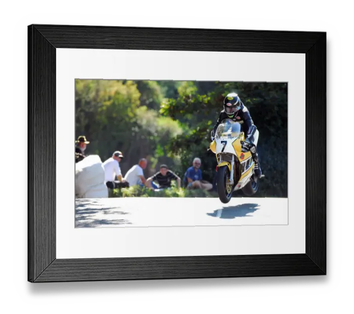 Framed Print : Gary Johnson (Harris Yamaha) 2014 Formula One Classic TT Framed Print : Gary Johnson (Harris Yamaha) 2014 Formula One Classic TT