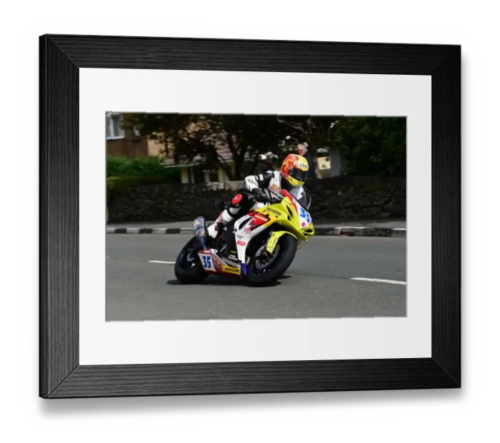 Framed Print : Glenn Harrison (Suzuki) 2013 Junior Manx Grand Prix Framed Print : Glenn Harrison (Suzuki) 2013 Junior Manx Grand Prix