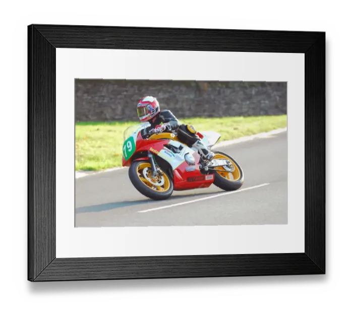 Framed Print : Mick Hampson (Yamaha) Lightweight Manx Grand Prix Framed Print : Mick Hampson (Yamaha) Lightweight Manx Grand Prix