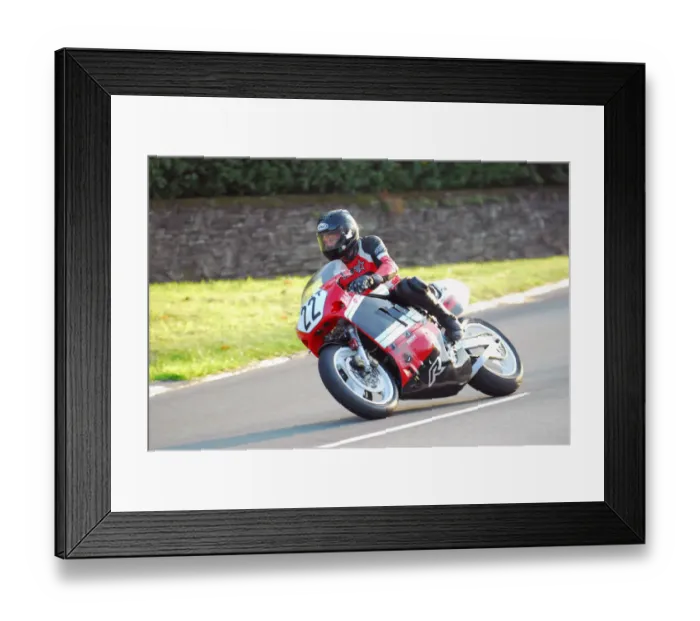 Framed Print : Alan Oversby (Suzuki) 2013 Formula One Classic TT Framed Print : Alan Oversby (Suzuki) 2013 Formula One Classic TT