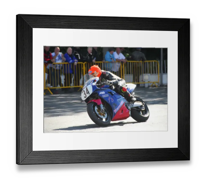 Framed Print : James Ford (Kawasaki) 2014 Formula One Classic TT Framed Print : James Ford (Kawasaki) 2014 Formula One Classic TT