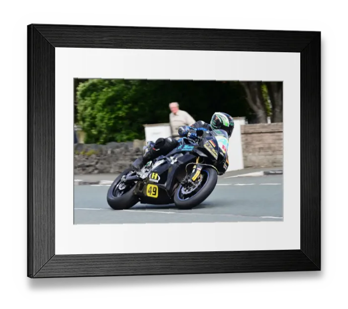 Framed Print : Thomas Gottschalk (Honda) 2013 Senior Manx Grand Prix Framed Print : Thomas Gottschalk (Honda) 2013 Senior Manx Grand Prix