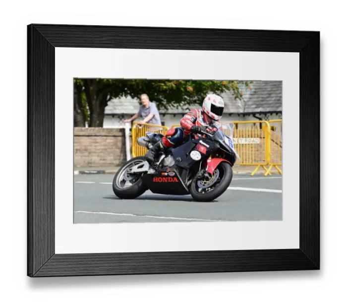 Framed Print : Peter Creer (Honda) 2013 Junior Manx Grand Prix Framed Print : Peter Creer (Honda) 2013 Junior Manx Grand Prix