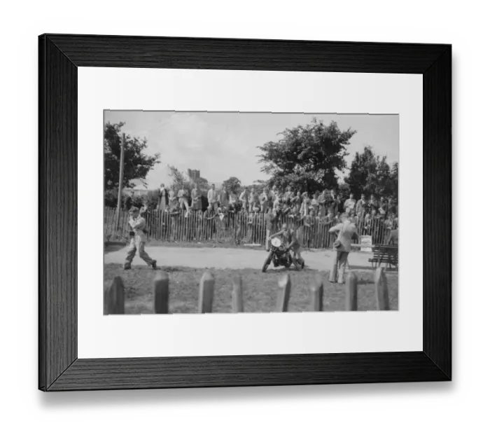 Framed Print : Jimmy Guthrie (Norton) 1937 Senior TT Framed Print : Jimmy Guthrie (Norton) 1937 Senior TT