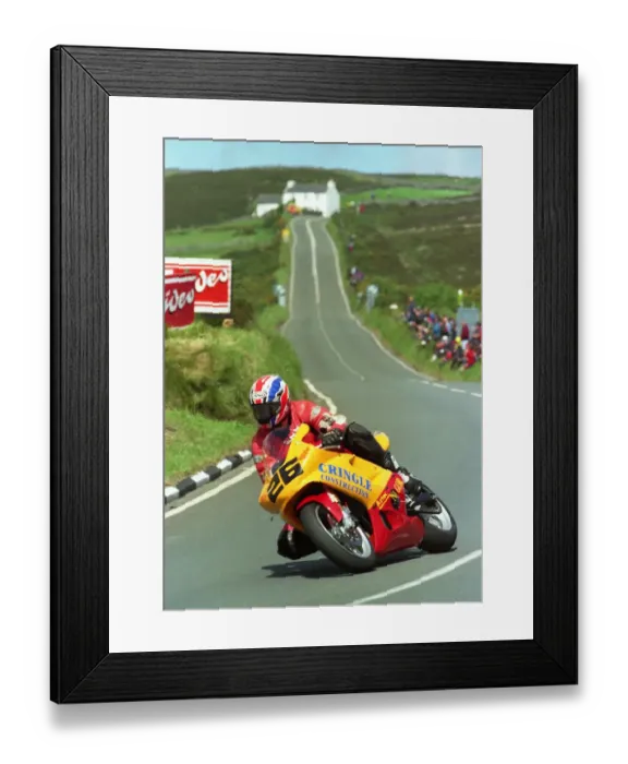 Framed Print : Paul Hunt (Yamaha) 2000 Senior TT Framed Print : Paul Hunt (Yamaha) 2000 Senior TT