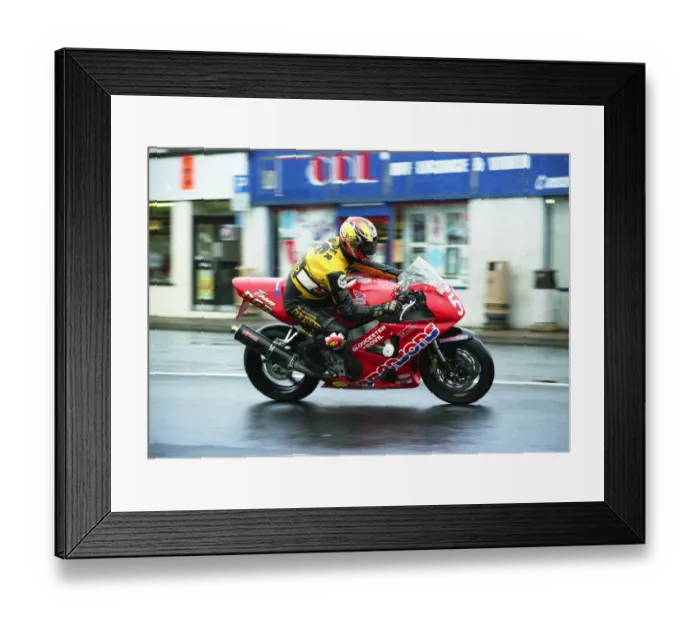 Framed Print : Philip Gilder (Honda) 2000 Production TT Framed Print : Philip Gilder (Honda) 2000 Production TT