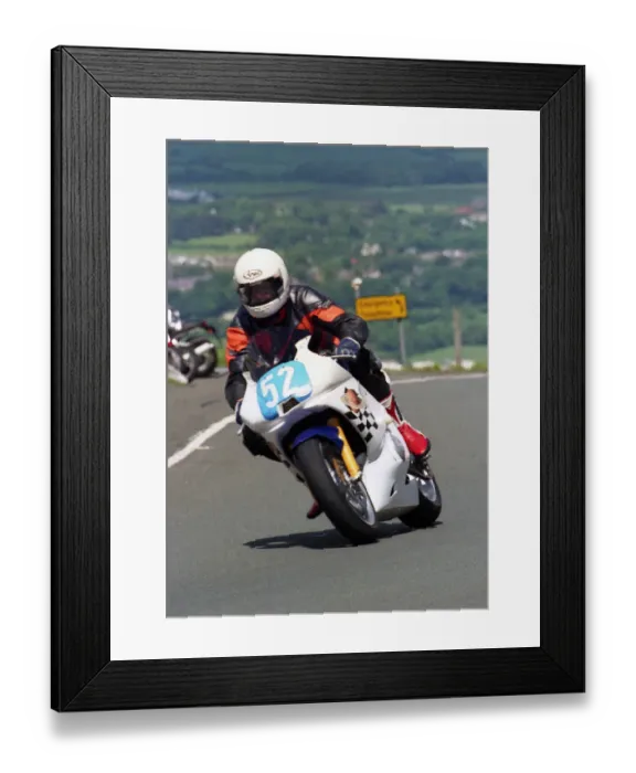 Framed Print : Tony Shortland (Yamaha) 2000 Junior TT Framed Print : Tony Shortland (Yamaha) 2000 Junior TT