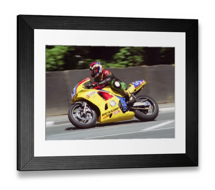 Framed Print : Dirk Kaletsch (Kawasaki) 2000 Junior TT Framed Print : Dirk Kaletsch (Kawasaki) 2000 Junior TT