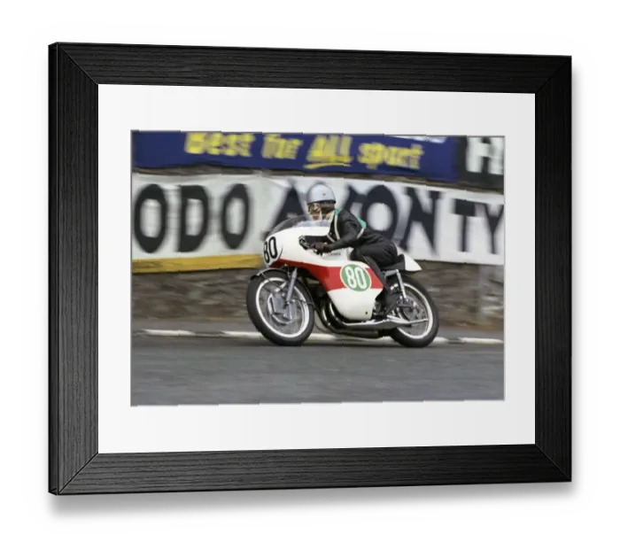 Framed Print : Stuart Mellsop (Yamaha) 1965 Lightweight TT