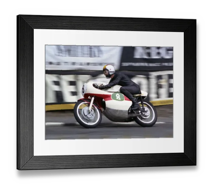 Framed Print : Michelle Duff (Yamaha) 1965 Lightweight TT Framed Print : Michelle Duff (Yamaha) 1965 Lightweight TT