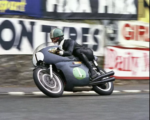 Tarquinio Provini (Benelli) 1965 Lightweight TT