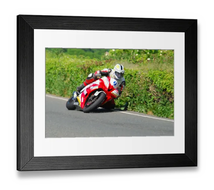 Framed Print : Michael Dunlop (Yamaha) 2010 Supersport TT Framed Print : Michael Dunlop (Yamaha) 2010 Supersport TT