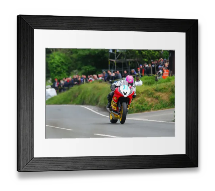 Framed Print : Chris Palmer (Yamaha) 2010 Supersport TT Framed Print : Chris Palmer (Yamaha) 2010 Supersport TT