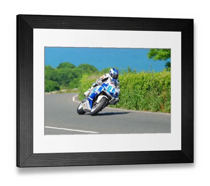 Framed Print : Jenny Tinmouth (Honda) 2010 Supersport TT Framed Print : Jenny Tinmouth (Honda) 2010 Supersport TT
