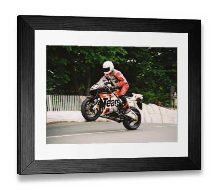 Framed Print : Liam Quinn (Honda) 2004 Production 600 TT Framed Print : Liam Quinn (Honda) 2004 Production 600 TT