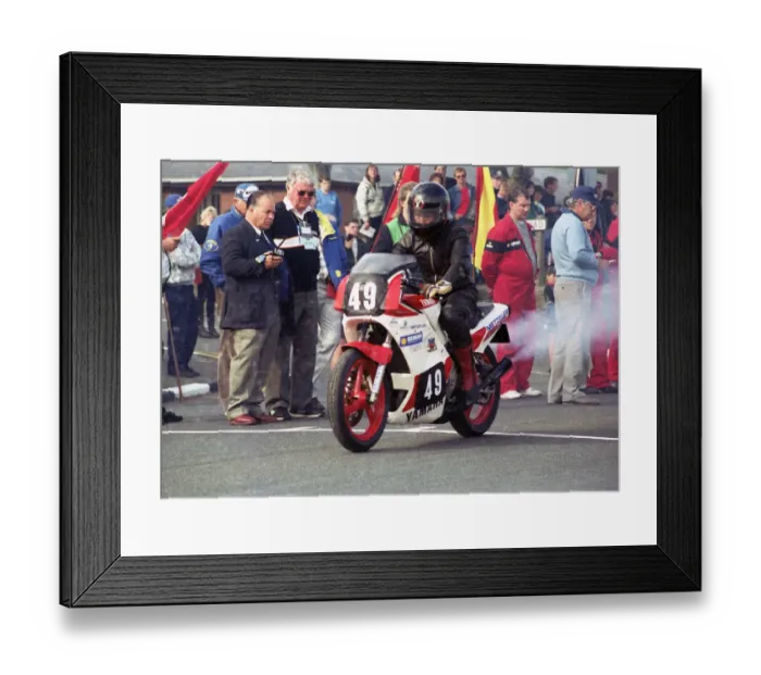Framed Print : John Kiddie (Yamaha) 1990 Lightweight 400 TT Framed Print : John Kiddie (Yamaha) 1990 Lightweight 400 TT