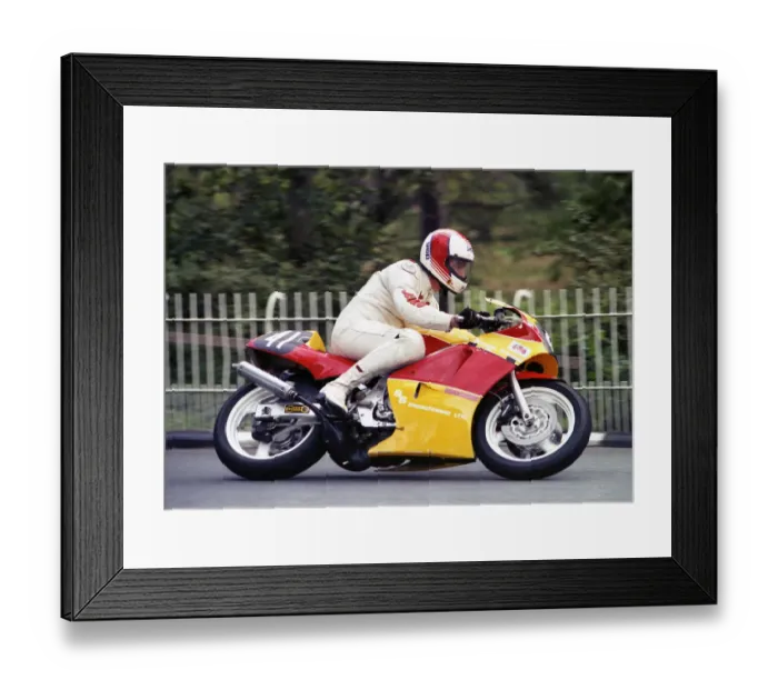 Framed Print : Gerry Jenkins (Yamaha) 1990 Lightweight 400 TT Framed Print : Gerry Jenkins (Yamaha) 1990 Lightweight 400 TT