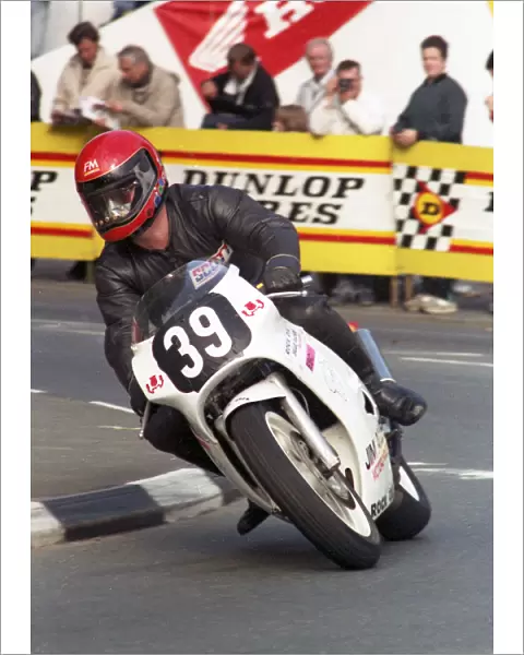 Robbie Allan (Yamaha) 1990 Lightweight 400 TT
