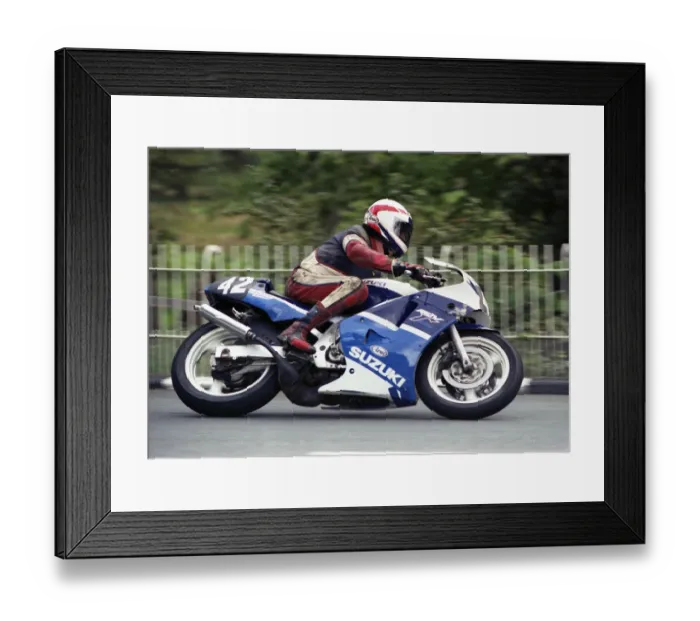 Framed Print : John Donnan (Suzuki) 1990 Lightweight 400 TT Framed Print : John Donnan (Suzuki) 1990 Lightweight 400 TT