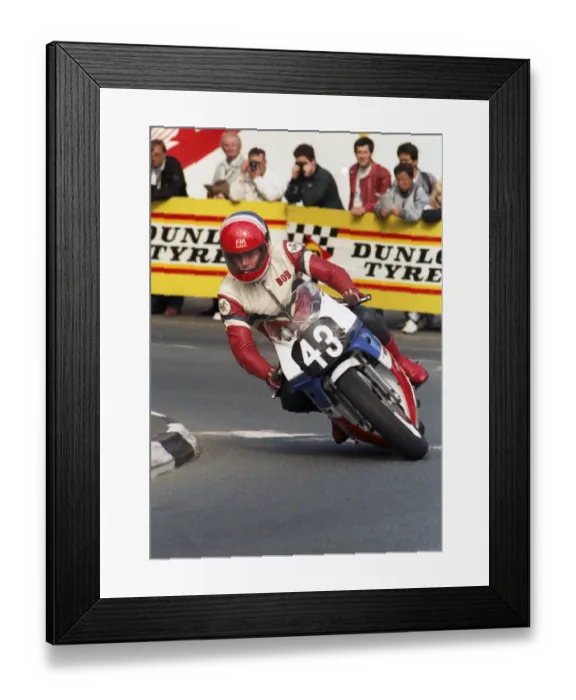 Framed Print : Bob Simmons (Honda) 1990 Lightweight 400 TT Framed Print : Bob Simmons (Honda) 1990 Lightweight 400 TT
