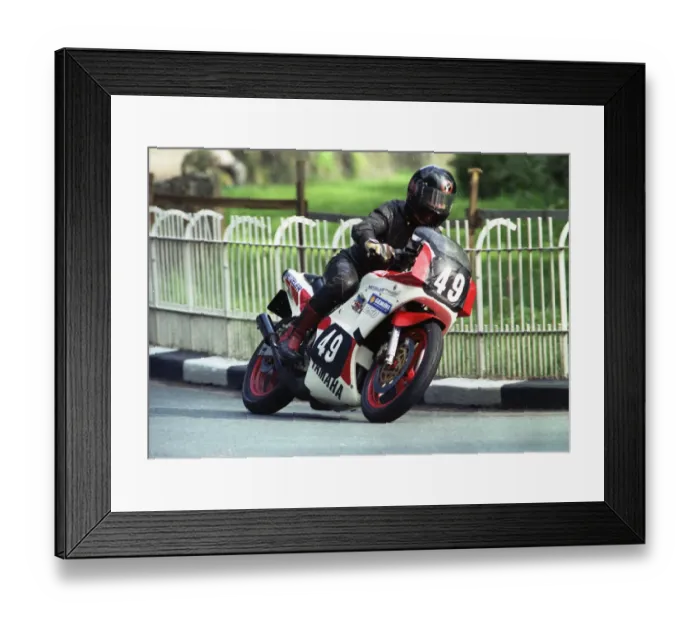 Framed Print : John Kiddie (Yamaha) 1990 Lightweight 400 TT Framed Print : John Kiddie (Yamaha) 1990 Lightweight 400 TT