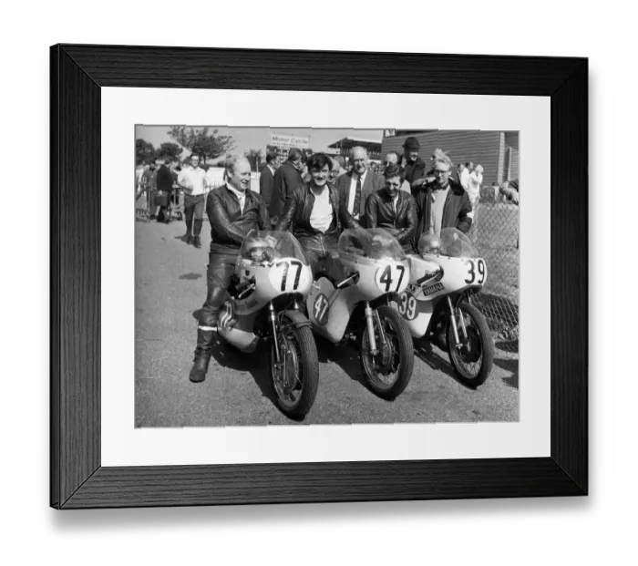 Framed Print : 1969 Lightweight Manx Grand Prix winners Framed Print : 1969 Lightweight Manx Grand Prix winners