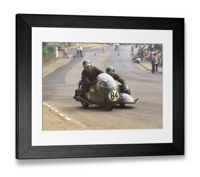 Framed Print : David North & David Bickley (Greenwood Triumph) 1970 500 Sidecar TT Framed Print : David North & David Bickley (Greenwood Triumph) 1970 500 Sidecar TT