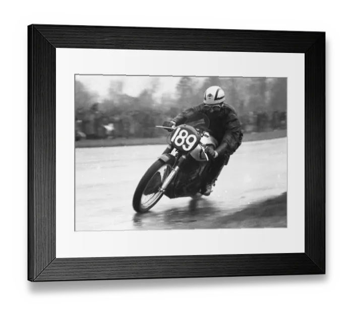 Framed Print : John Storr (Norton) 1952 Thruxton Framed Print : John Storr (Norton) 1952 Thruxton
