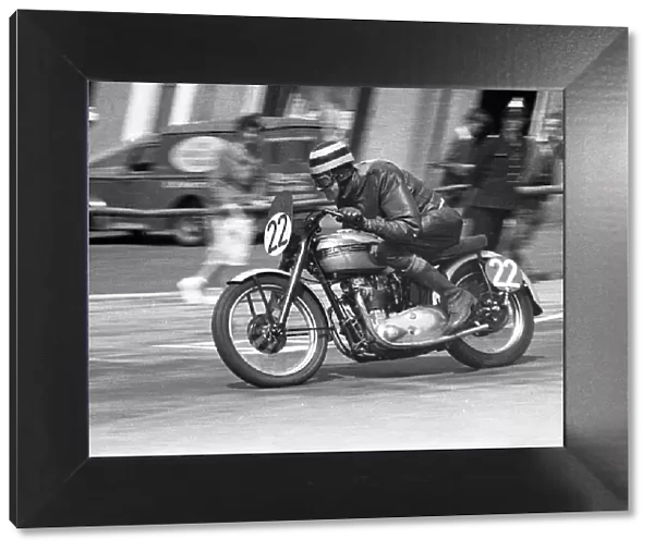 Willie Wilshere (Triumph) 1953 Senior Clubman TT